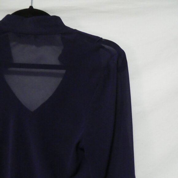 NEW YORK COMPANY | size 8 | Elegant Purple Ruffled V-Neck Blouse - Picture 11 of 14